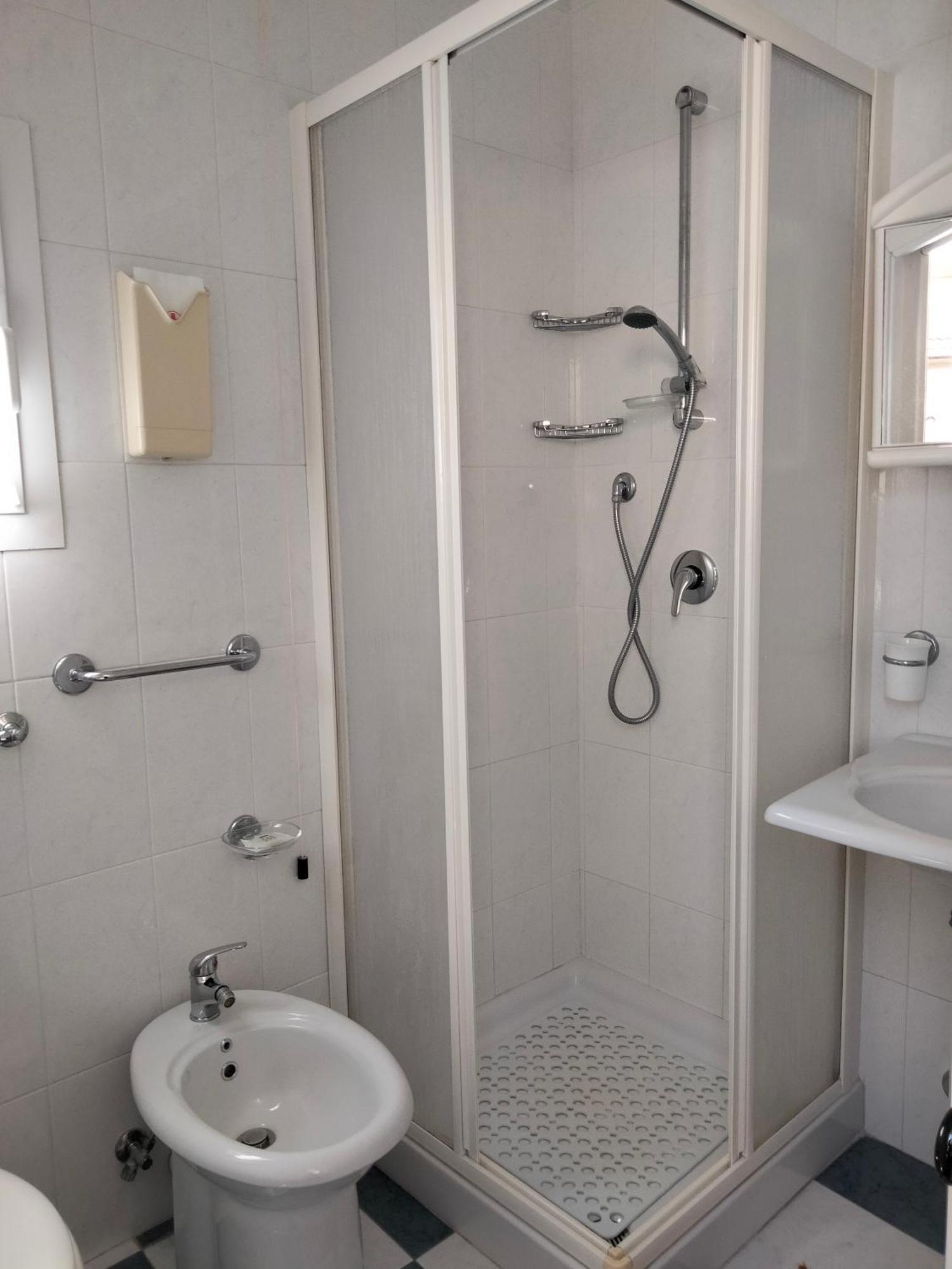 Hotel Triestina Noli Esterno foto