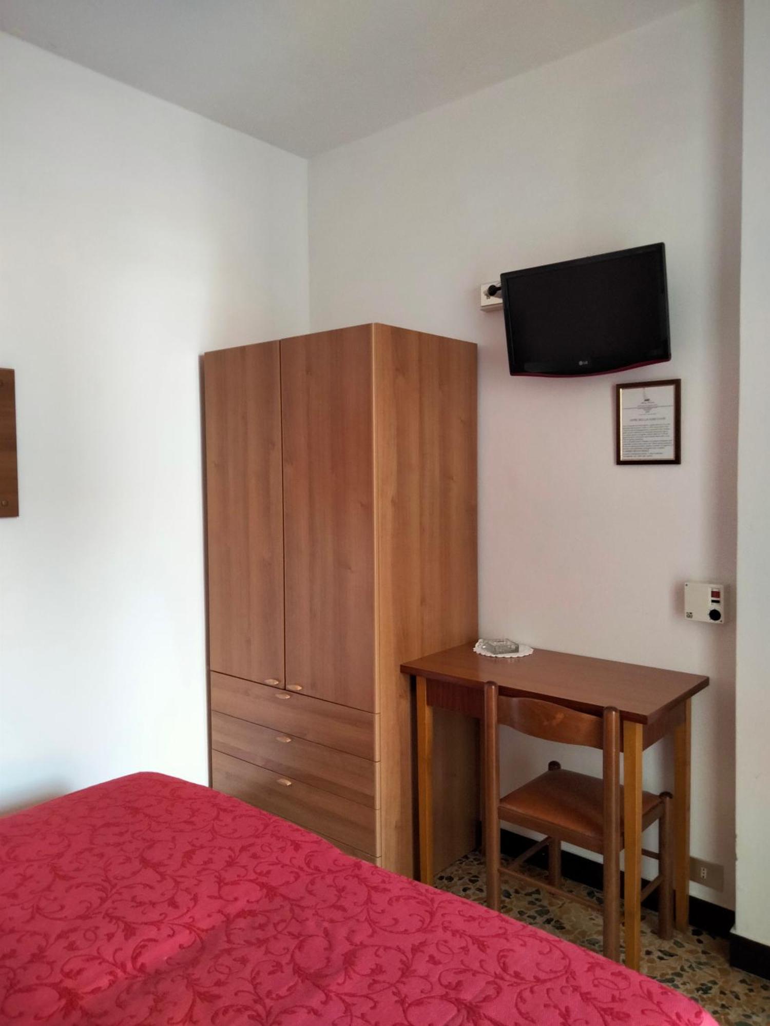 Hotel Triestina Noli Esterno foto